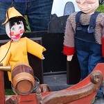 Ateliers Nomades - spectacle de théâtre de marionnettes  sur petite  charrette 