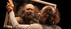 DOMOVOI THEATRE COMPANY - Théâtre de l'absurde, clown et danse