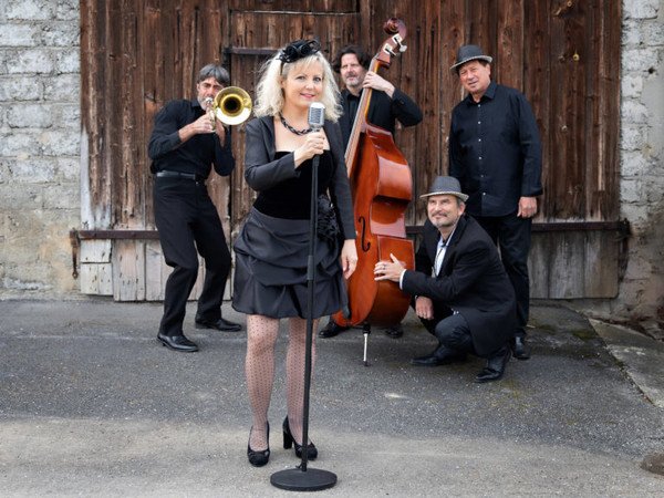 Sylvie ,chanteuse jazz - swing 