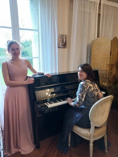 Duo Nymphéas - Chanteuse et pianiste (mariage, anniversaire, réunion pro.)