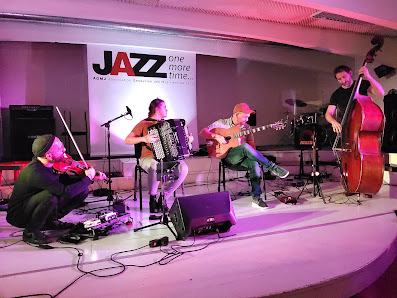 Photo de One More Time - Espace Chaudron