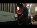 Voir la vidéo Ivan pianiste organiste  - Musique pour mariages et événements à Lausanne - Image 9